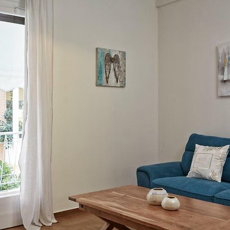 Cozy And Bright 2Bd Apartment In Kolonaki アテネ エクステリア 写真