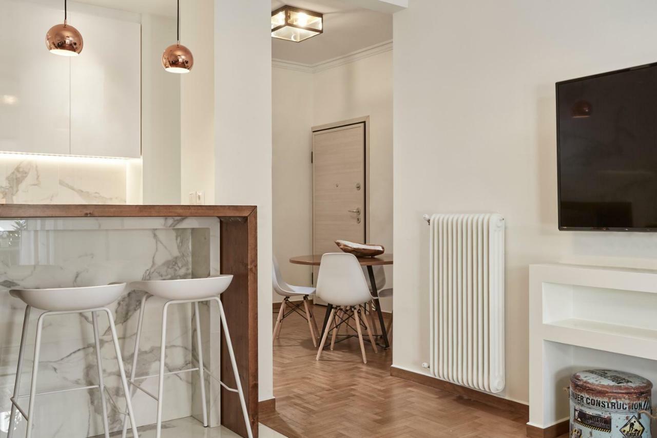 Cozy And Bright 2Bd Apartment In Kolonaki アテネ エクステリア 写真